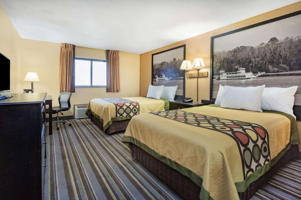 Super 8 By Wyndham Iowa Falls Εξωτερικό φωτογραφία